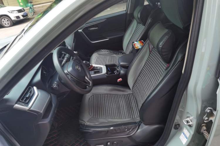 Used Toyota RAV4 2020 2.0L CVT 4x4 Trend Edition Left Front Seat
