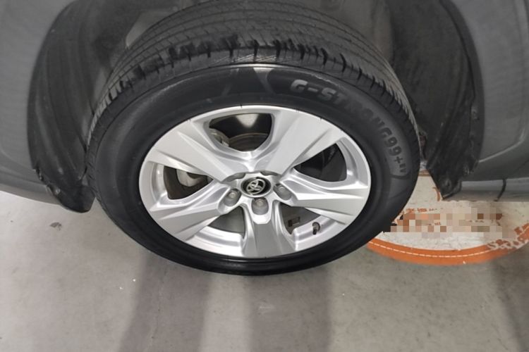 Used Toyota RAV4 2020 2.0L CVT Two-Wheel Drive Urban Edition Left Front Wheel Hub