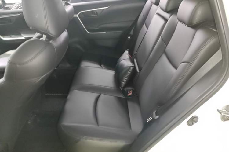 Used Toyota RAV4 2020 2.0L CVT Two-Wheel Drive Urban Edition Left Rear Seat