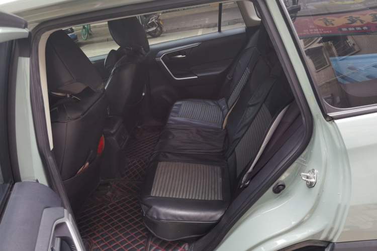 Used Toyota RAV4 2020 2.0L CVT 4x4 Trend Edition Left Rear Seat