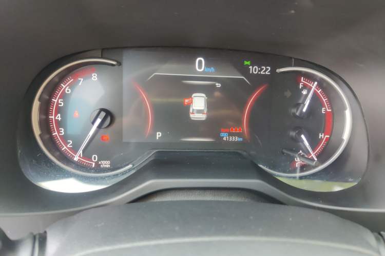 Used Toyota RAV4 2020 2.0L CVT Two-Wheel Drive Prestige Edition Odometer Close Up