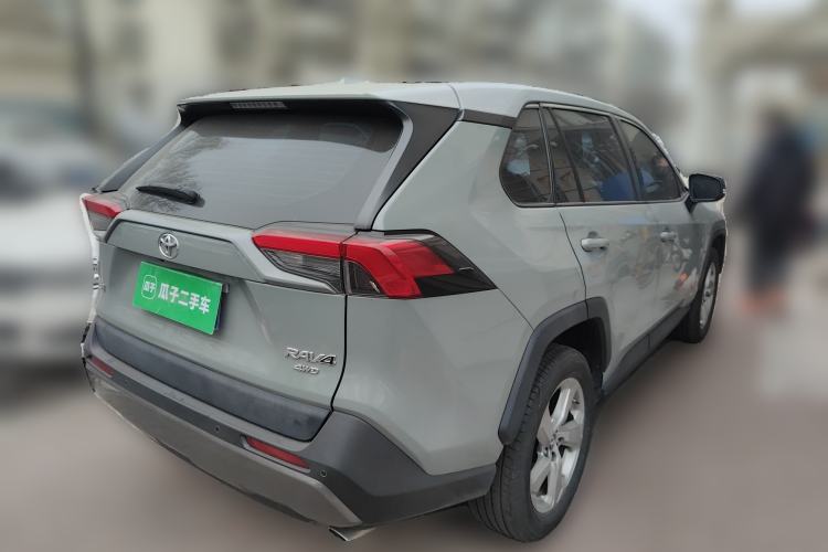 Used Toyota RAV4 2020 2.0L CVT 4x4 Trend Edition Rear Right 45 Deg