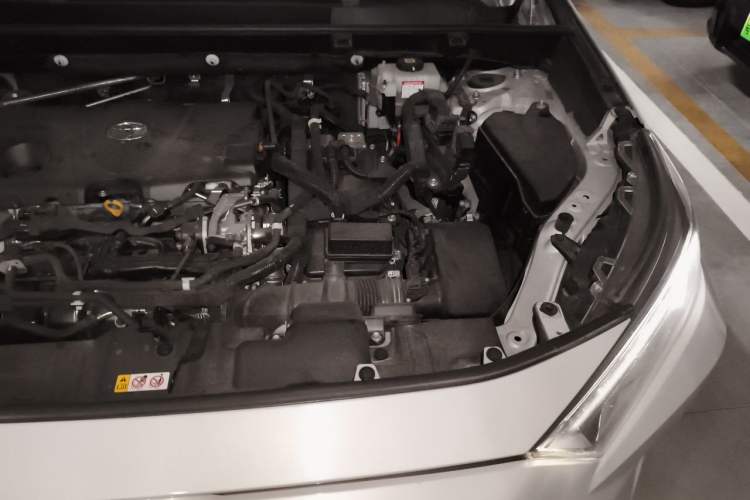 Used Toyota RAV4 2020 Dual-Engine 2.5L E-CVT Two-Wheel Drive Elite Edition Engine Bay Left