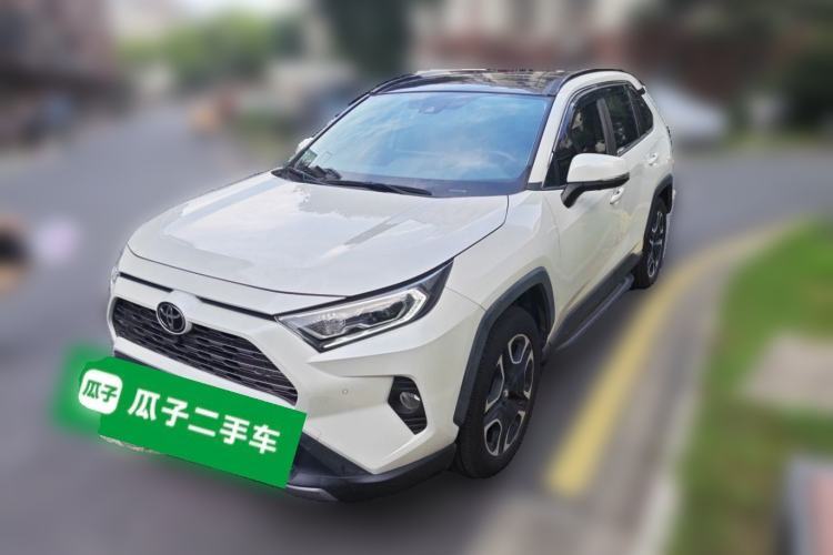 Used Toyota RAV4 2020 2.0L CVT Four-Wheel Drive Prestige Edition Guazi used car, China used car export, Used car for sale, Used cars, Cheapest cars for sale