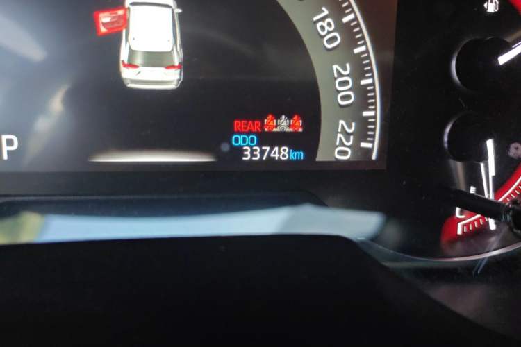Used Toyota RAV4 2020 2.0L CVT Four-Wheel Drive Prestige Edition Odometer Close Up