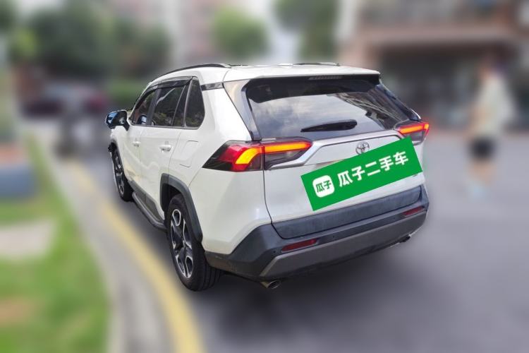 Used Toyota RAV4 2020 2.0L CVT Four-Wheel Drive Prestige Edition Rear Left 45 Deg