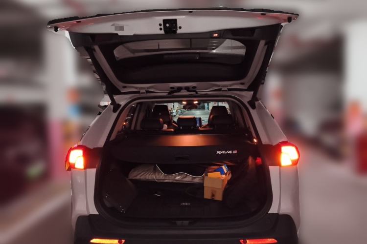 Used Toyota RAV4 2020 Dual-Engine 2.5L E-CVT Two-Wheel Drive Elite Edition Trunk