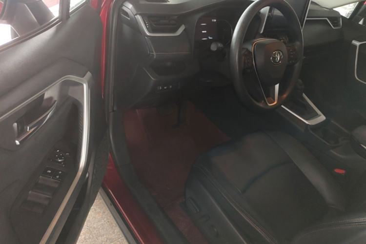 Used Toyota RAV4 2020 2.0L CVT Two-Wheel Drive Fashion Edition Driver Seat