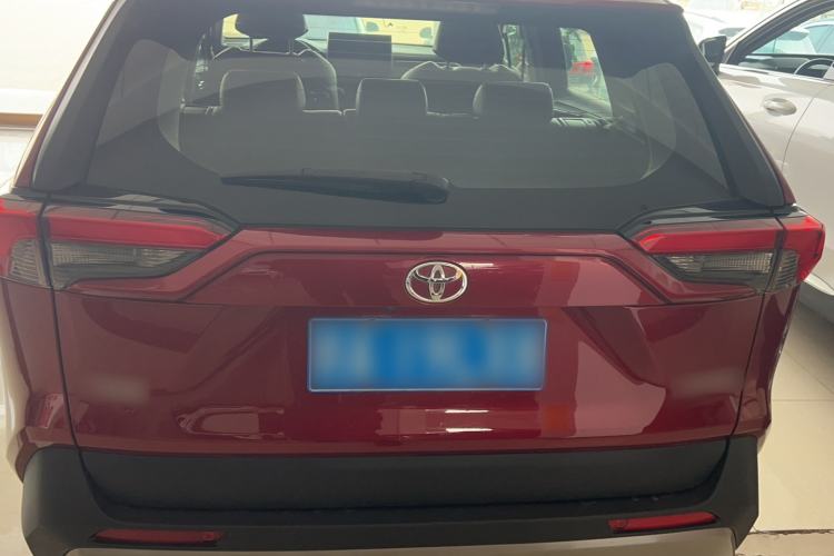 Used Toyota RAV4 2020 2.0L CVT Two-Wheel Drive Fashion Edition Exterior 4