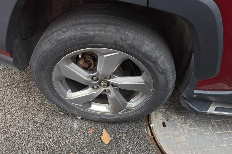 Used Toyota RAV4 2020 2.0L CVT Two-Wheel Drive Fashion Edition Exterior 8