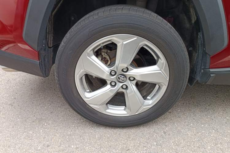 Used Toyota RAV4 2020 2.0L CVT 4x4 Trend Edition Exterior 8