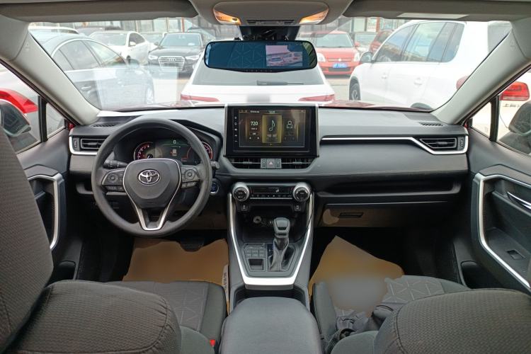 Used Toyota RAV4 2020 2.0L CVT 4x4 Trend Edition Interior 2