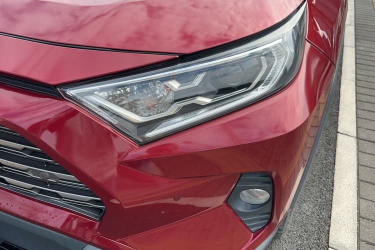 Used Toyota RAV4 2020 Dual-Motor 2.5L E-CVT Four-Wheel Drive Flagship Edition Left Front Headlight