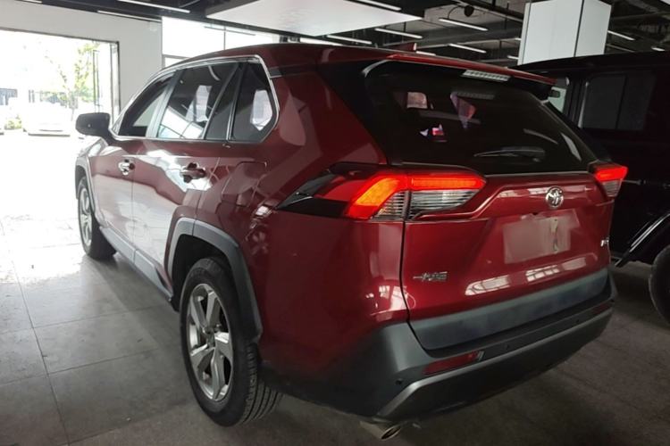 Used Toyota RAV4 2020 2.0L CVT Two-Wheel Drive Fashion Edition Rear Left 45 Deg