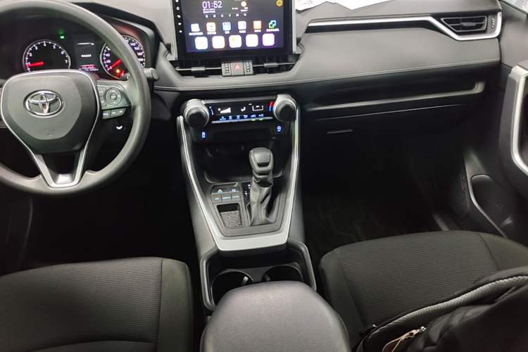 Used Toyota RAV4 2020 2.0L CVT Two-Wheel Drive Urban Edition Audio And AC Panel