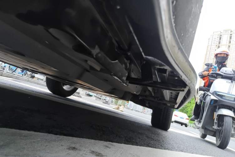 Used Toyota RAV4 2020 Dual-Engine 2.5L E-CVT Two-Wheel Drive Elite Edition Chassis Front Left