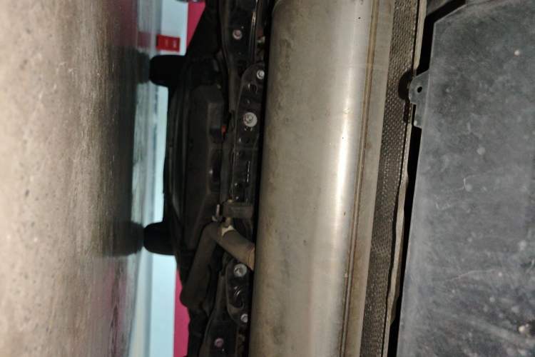 Used Toyota RAV4 2020 Dual-Motor 2.5L E-CVT Four-Wheel Drive Flagship Edition Chassis Rear