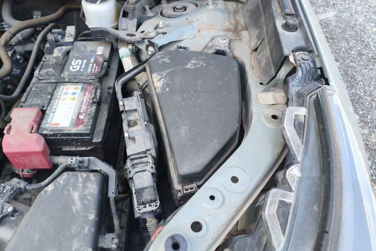 Used Toyota RAV4 2020 2.0L CVT 4x4 Style PLUS Edition Engine Bay Left