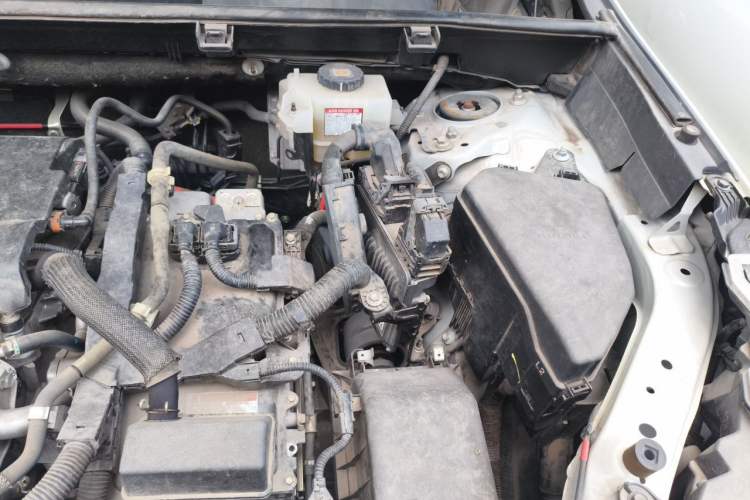 Used Toyota RAV4 2020 Dual-Engine 2.5L E-CVT Two-Wheel Drive Elite Edition Engine Bay Left