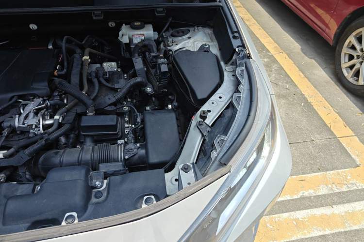 Used Toyota RAV4 2020 Dual-Engine 2.5L E-CVT Two-Wheel Drive Elite Edition Engine Bay Left