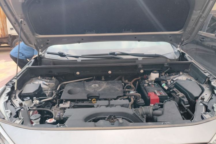 Used Toyota RAV4 2020 2.0L CVT Two-Wheel Drive Prestige Edition Engine Bay