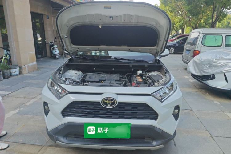 Used Toyota RAV4 2020 2.0L CVT Two-Wheel Drive Fashion Edition Engine Bay