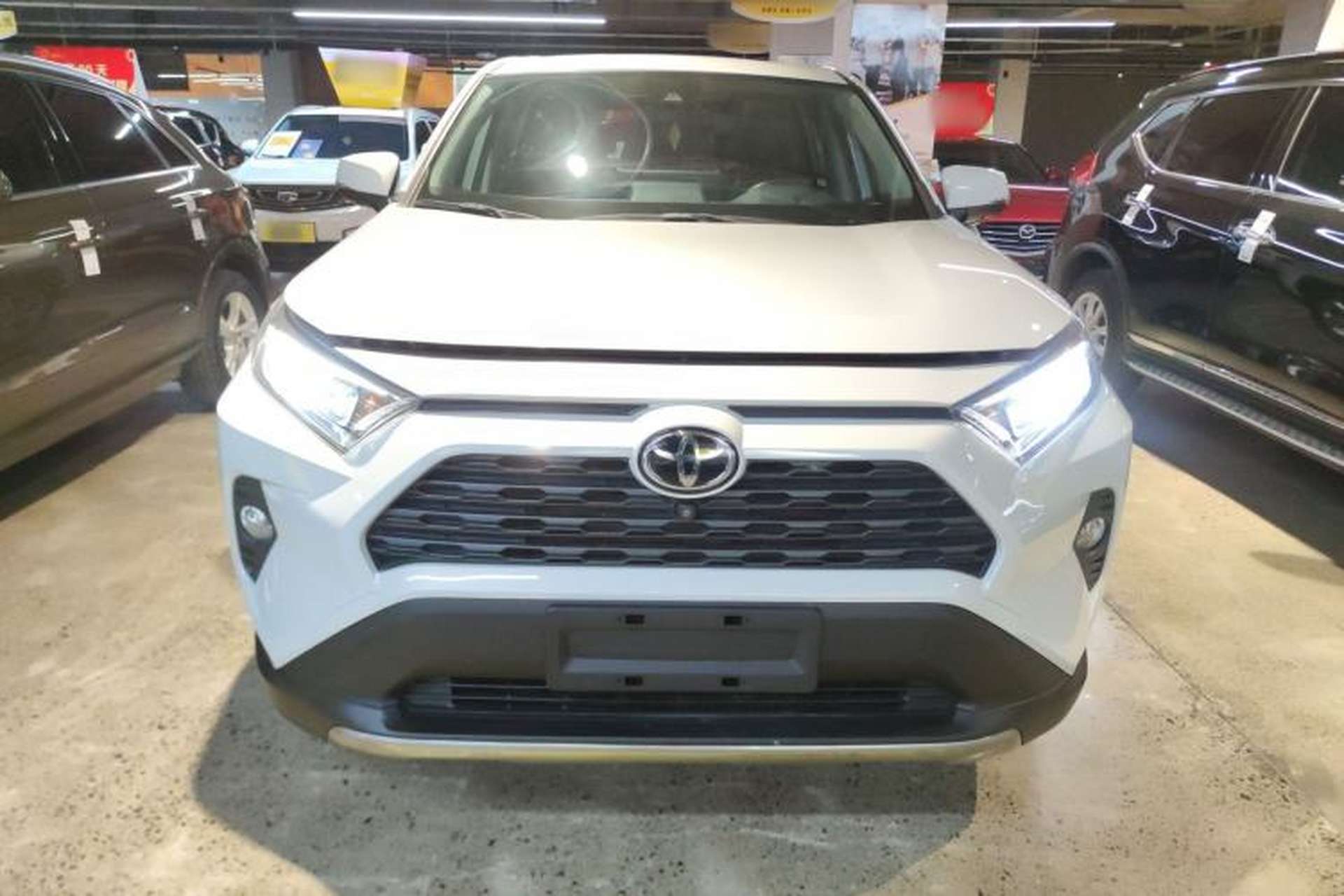 Used Toyota RAV4 2020 2.0L CVT Two-Wheel Drive Fashion PLUS Edition Exterior 1