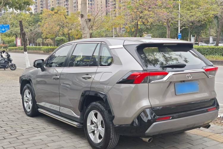 Used Toyota RAV4 2020 2.0L CVT Two-Wheel Drive Urban Edition Exterior 13
