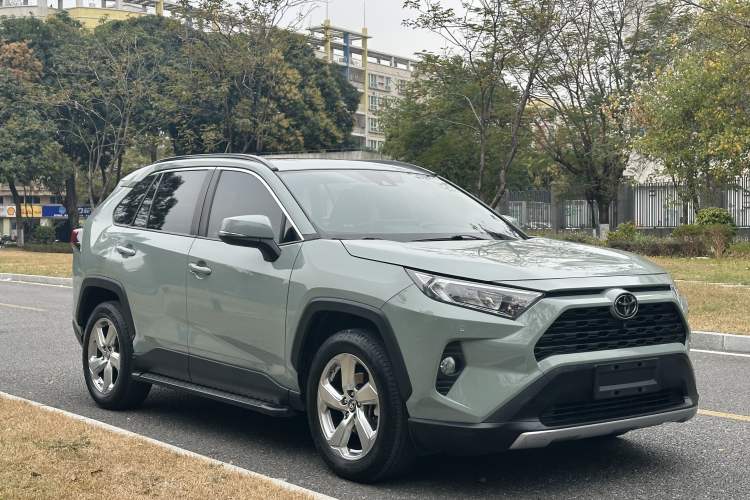 Used Toyota RAV4 2020 2.0L CVT Two-Wheel Drive Fashion PLUS Edition Exterior 4