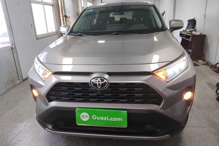 Used Toyota RAV4 2020 2.0L CVT Two-Wheel Drive Fashion Edition Front