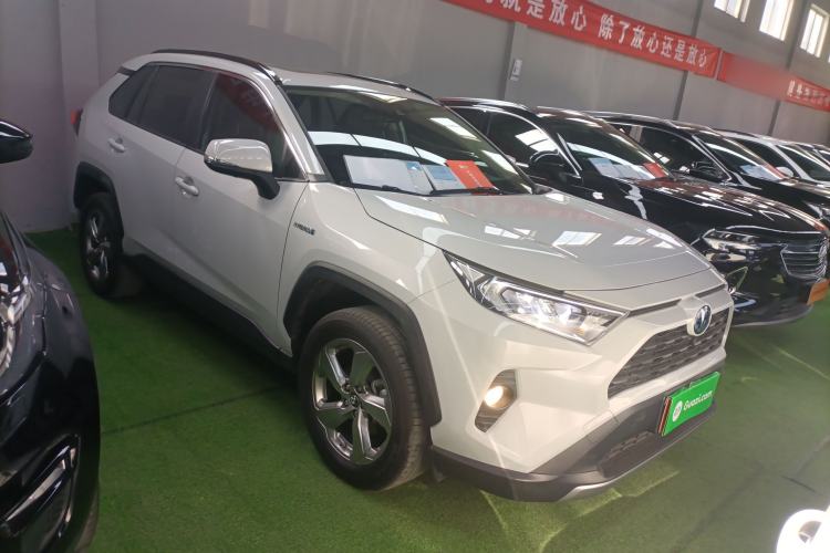 Used Toyota RAV4 2020 Dual-Engine 2.5L E-CVT Two-Wheel Drive Elite Edition Front Right 45 Deg
