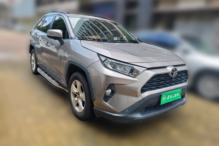 Used Toyota RAV4 2020 2.0L CVT Two-Wheel Drive Urban Edition Front Right 45 Deg
