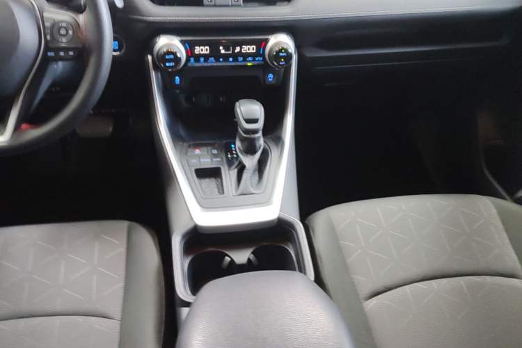 Used Toyota RAV4 2020 2.0L CVT Two-Wheel Drive Fashion Edition Gear Lever