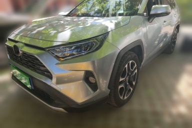 Used Toyota RAV4 2020 2.0L CVT Two-Wheel Drive Prestige Edition