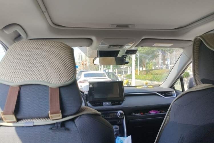 Used Toyota RAV4 2020 2.0L CVT Two-Wheel Drive Fashion Edition Headliner
