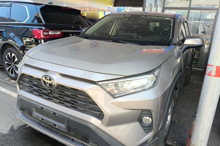 Used Toyota RAV4 2020 2.0L CVT Two-Wheel Drive Fashion Edition Guazi used car, China used car export, Used car for sale, Used cars, Cheapest cars for sale