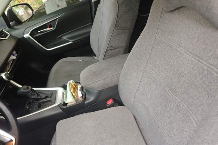 Used Toyota RAV4 2020 2.0L CVT Two-Wheel Drive Fashion PLUS Edition Left Front Seat