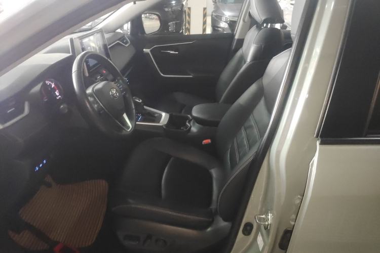 Used Toyota RAV4 2020 2.0L CVT Two-Wheel Drive Fashion PLUS Edition Left Front Seat