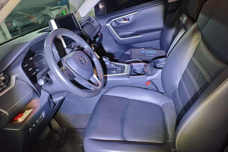 Used Toyota RAV4 2020 Dual-Motor 2.5L E-CVT Four-Wheel Drive Flagship Edition Left Front Seat