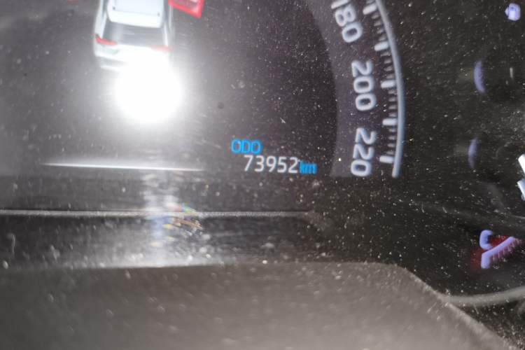 Used Toyota RAV4 2020 2.0L CVT Two-Wheel Drive Prestige Edition Odometer Close Up