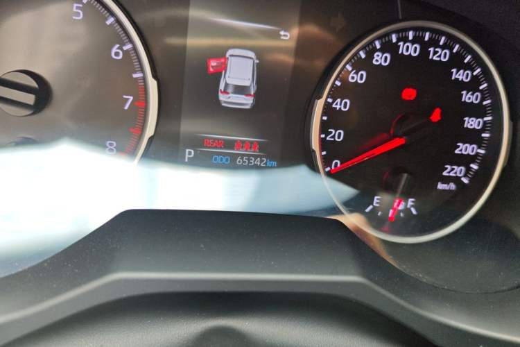Used Toyota RAV4 2020 2.0L CVT Two-Wheel Drive Urban Edition Odometer Close Up