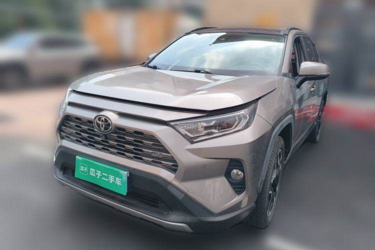 Used Toyota RAV4 2020 2.0L CVT Two-Wheel Drive Prestige Edition Guazi used car, China used car export, Used car for sale, Used  cars, Cheapest cars for sale