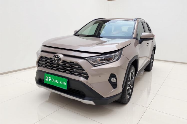 Used Toyota RAV4 2020 2.0L CVT Two-Wheel Drive Prestige Edition Guazi used car, China used car export, Used car for sale, Used cars, Cheapest cars for sale