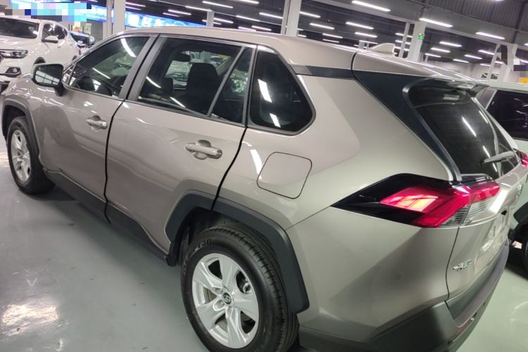 Used Toyota RAV4 2020 2.0L CVT Two-Wheel Drive Urban Edition Rear Left 45 Deg
