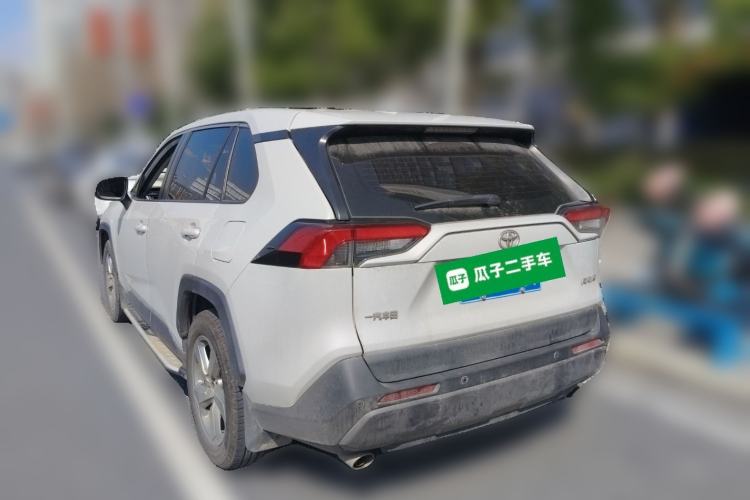 Used Toyota RAV4 2020 2.0L CVT Two-Wheel Drive Fashion Edition Rear Left 45 Deg