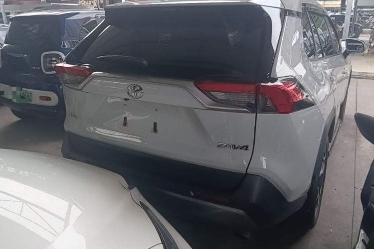 Used Toyota RAV4 2020 2.0L CVT Two-Wheel Drive Prestige Edition Rear Right 45 Deg