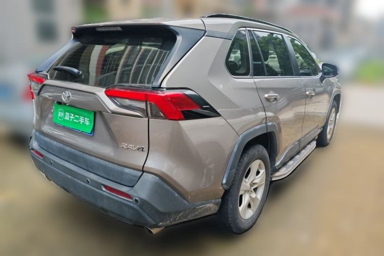 Used Toyota RAV4 2020 2.0L CVT Two-Wheel Drive Urban Edition Rear Right 45 Deg