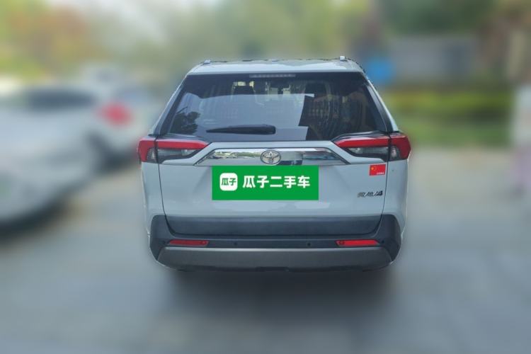 Used Toyota RAV4 2020 2.0L CVT Two-Wheel Drive Fashion Edition Rear