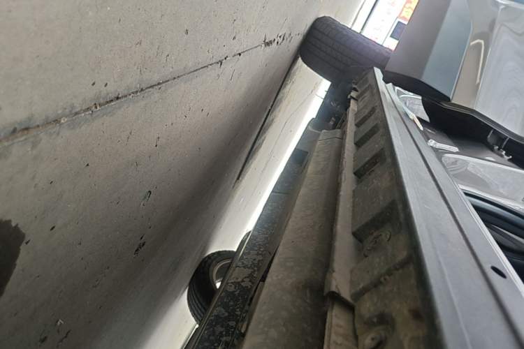 Used Toyota RAV4 2020 2.0L CVT Two-Wheel Drive Fashion PLUS Edition Right Side Sill