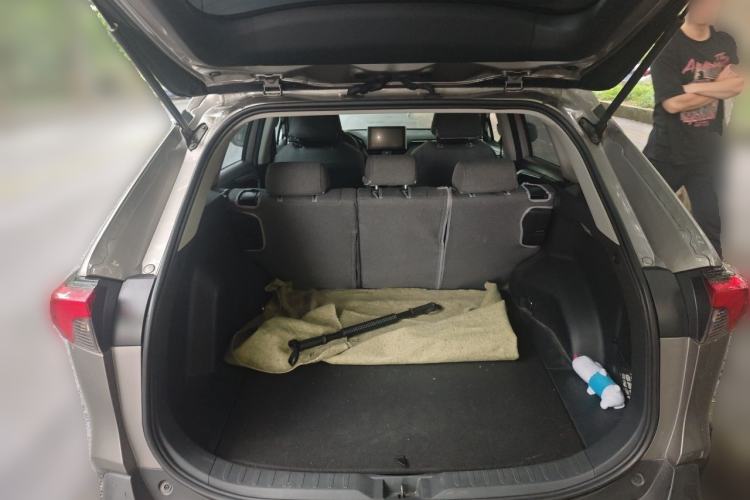 Used Toyota RAV4 2020 2.0L CVT Two-Wheel Drive Fashion PLUS Edition Trunk